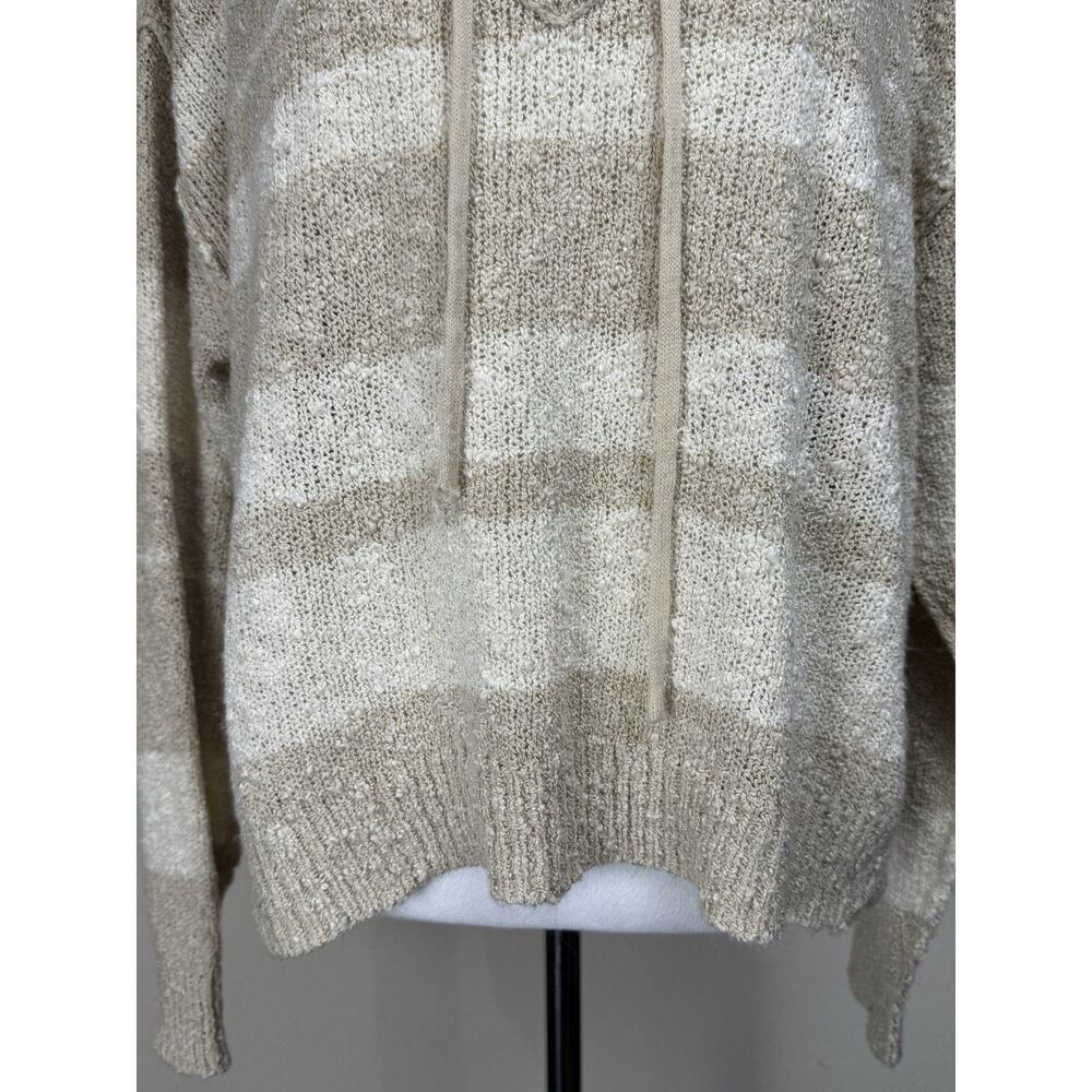 Women's BKE Sweater Sz M Tan White Long Sleeves 1/4 Lace Up Boxy Boho - Picture 2 of 16